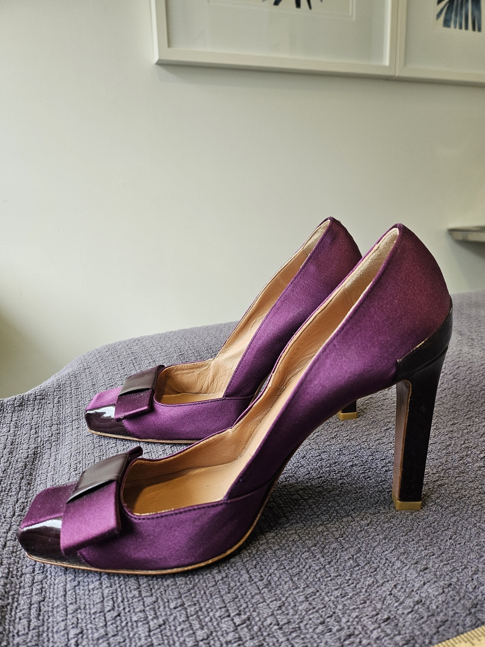 Hugo Boss Purlpe Satin Peep Toe Heels Bow Detail Size 39 Elegant Occassion Shoes